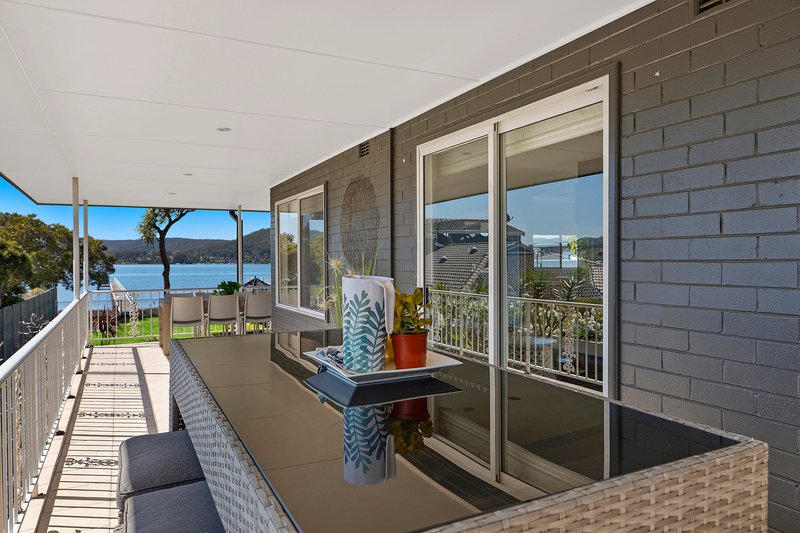 Photo - 83 Albany Street, Point Frederick NSW 2250 - Image 10