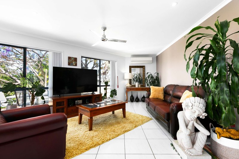 Photo - 83 Ariadne Street, River Heads QLD 4655 - Image 6