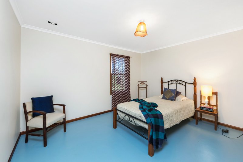 Photo - 83 Belclare Street, The Gap QLD 4061 - Image 20