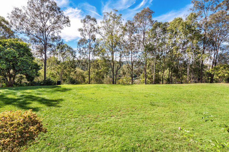 Photo - 83 Belclare Street, The Gap QLD 4061 - Image 24