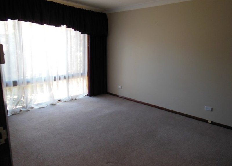 Photo - 83 Cathcart Street, Goulburn NSW 2580 - Image 8