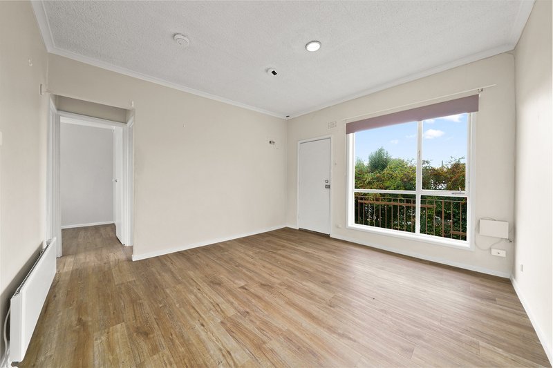 Photo - 8/3 Charles Street, Queanbeyan NSW 2620 - Image 4