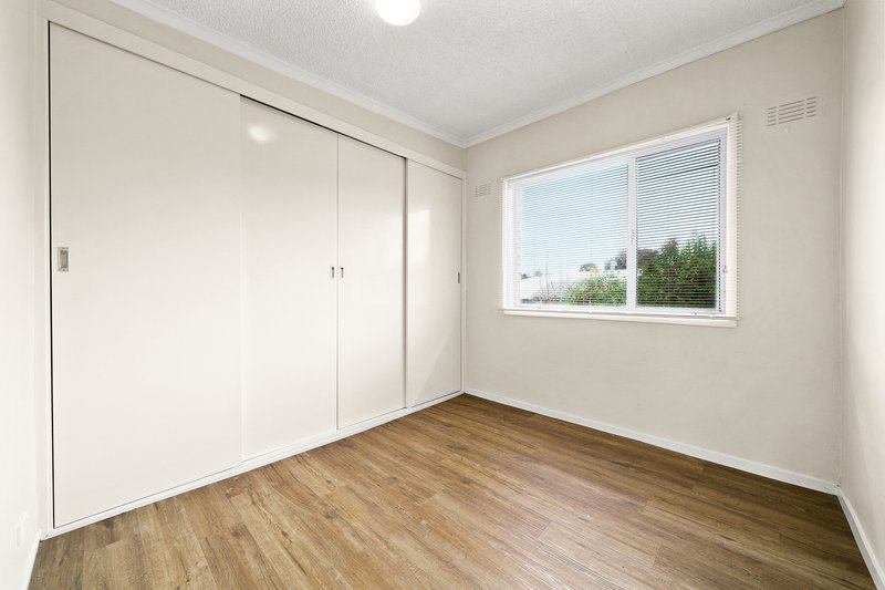 Photo - 8/3 Charles Street, Queanbeyan NSW 2620 - Image 5