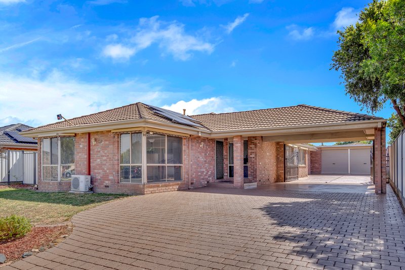 83 Cimberwood Drive, Craigieburn VIC 3064