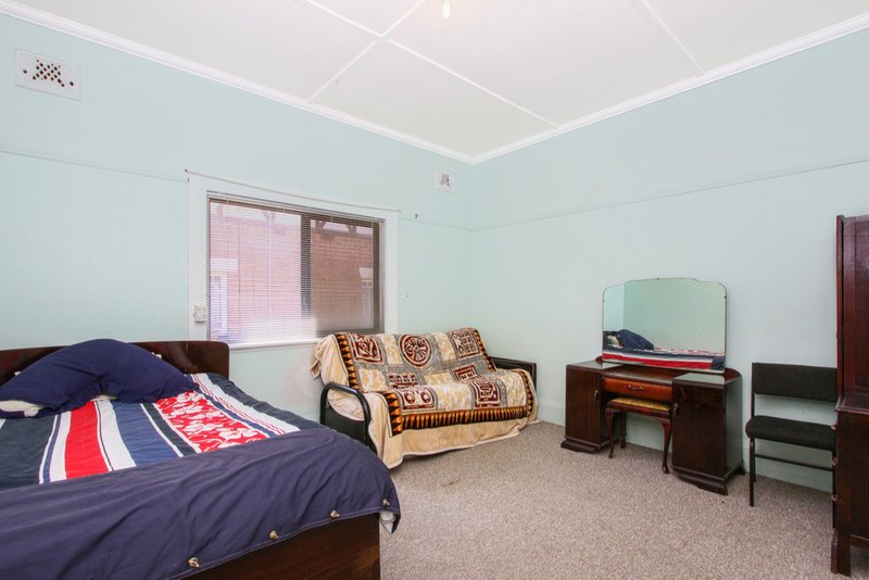 Photo - 83 Citizen Street, Goulburn NSW 2580 - Image 4