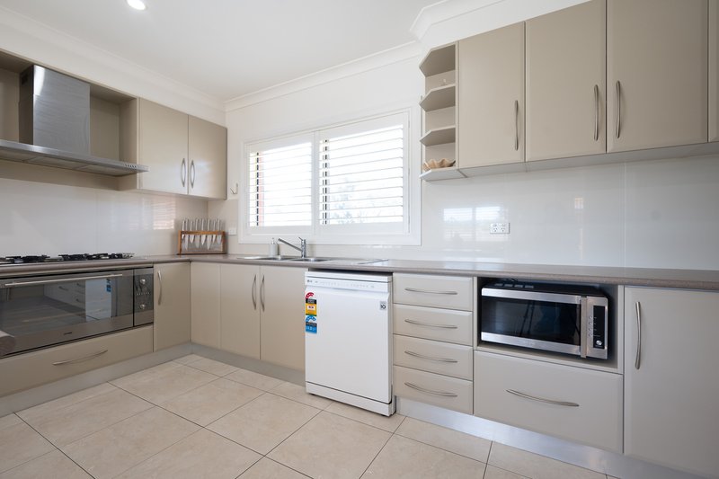 Photo - 83 Citrus Road, Griffith NSW 2680 - Image 13