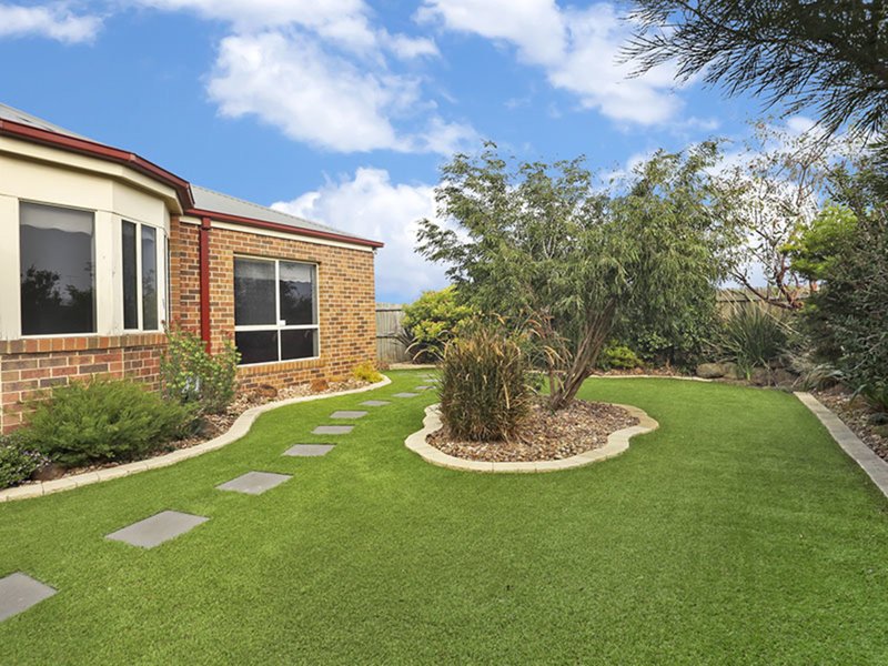 Photo - 83 Country Gardens Drive, Lara VIC 3212 - Image 13