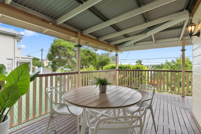 Photo - 83 Daisy Street, Newmarket QLD 4051 - Image 4