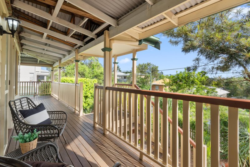 Photo - 83 Daisy Street, Newmarket QLD 4051 - Image 5