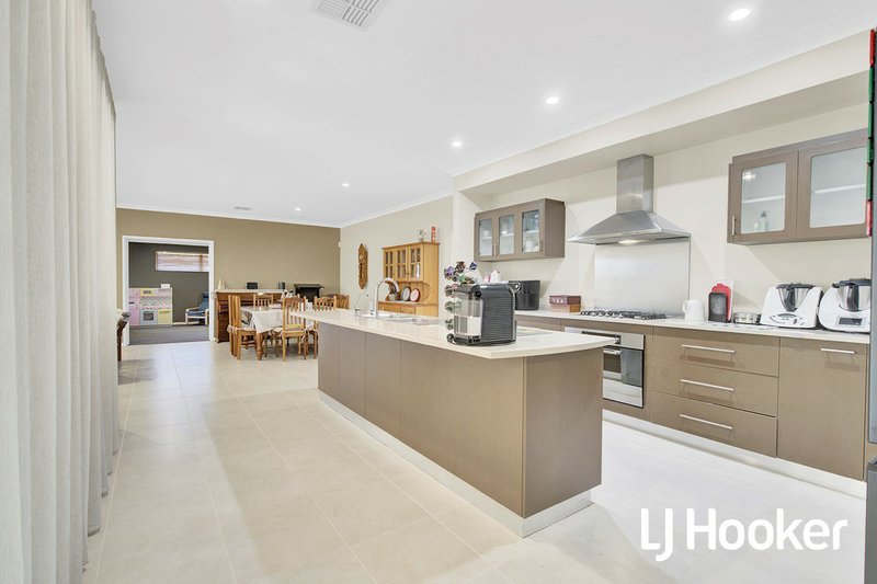 Photo - 83 Daleford Way, Southern River WA 6110 - Image 3