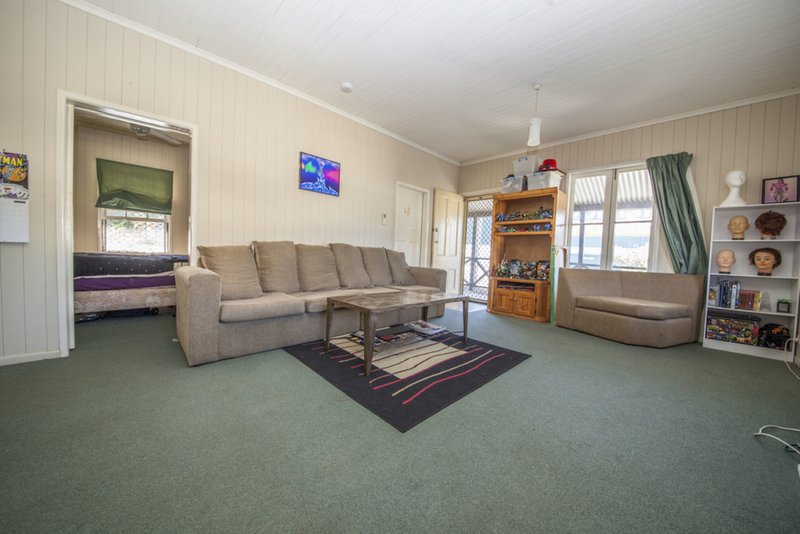 Photo - 83 Darling Street West , West Ipswich QLD 4305 - Image 6