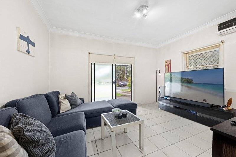 Photo - 83 Dennistoun Avenue, Guildford NSW 2161 - Image 3