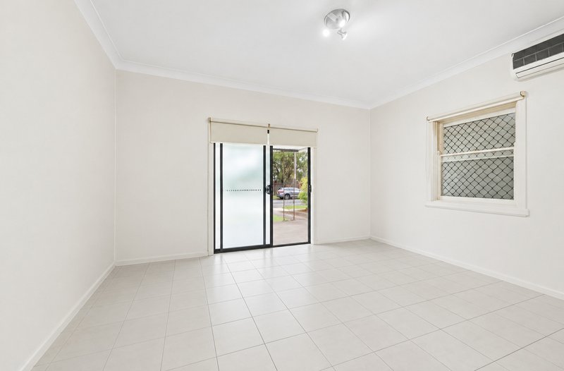 Photo - 83 Dennistoun Avenue, Guildford NSW 2161 - Image 6