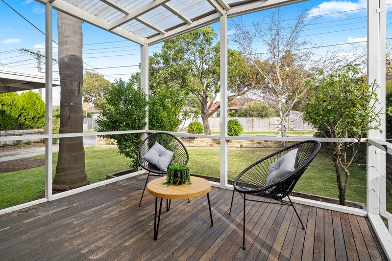 Photo - 83 Devon Street, Cheltenham VIC 3192 - Image 6