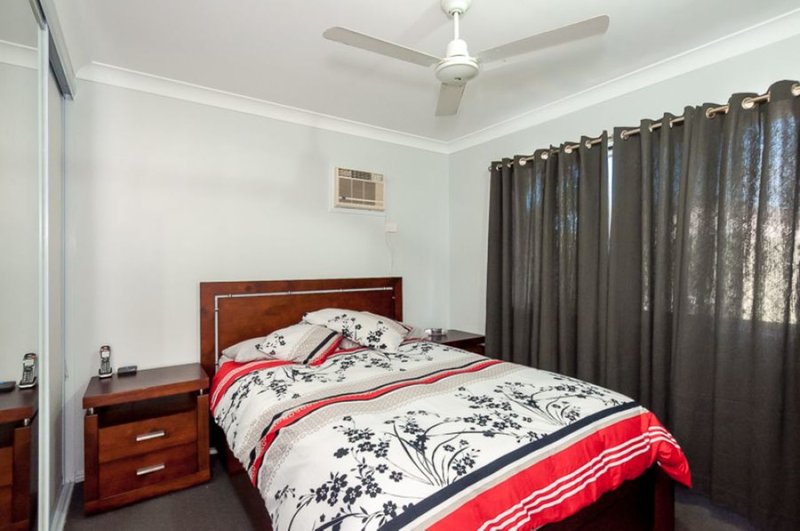 Photo - 83 Emmadale Drive, New Auckland QLD 4680 - Image 5