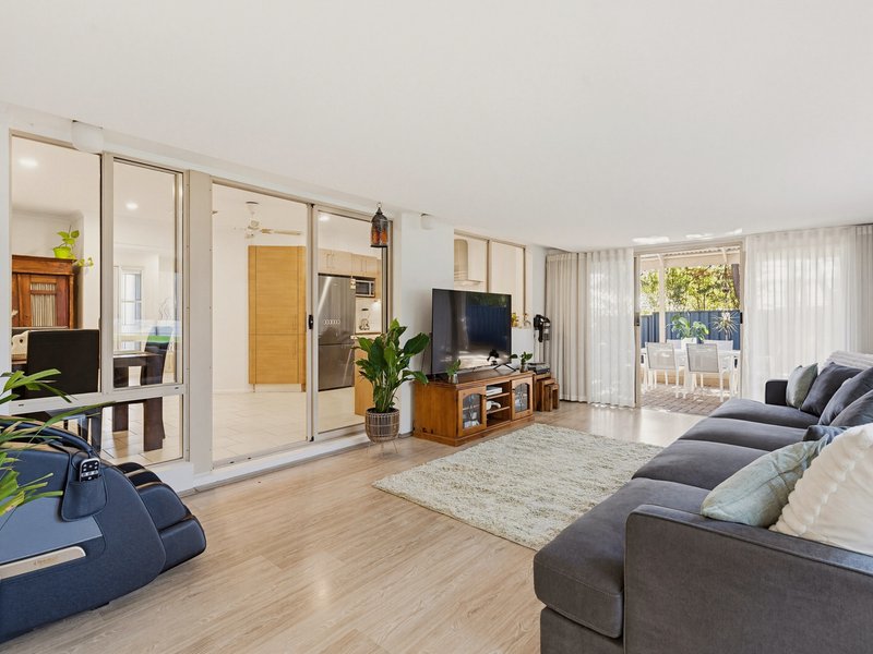 Photo - 83 Emmerson Drive, Morphett Vale SA 5162 - Image 12
