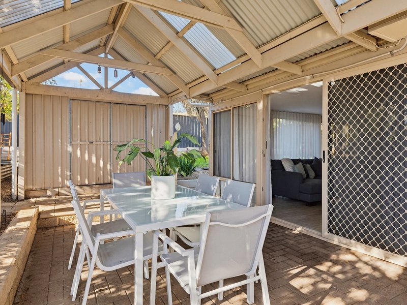 Photo - 83 Emmerson Drive, Morphett Vale SA 5162 - Image 18