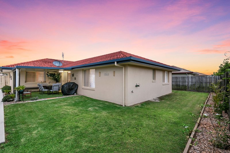 Photo - 83 Endeavour Way, Eli Waters QLD 4655 - Image 2