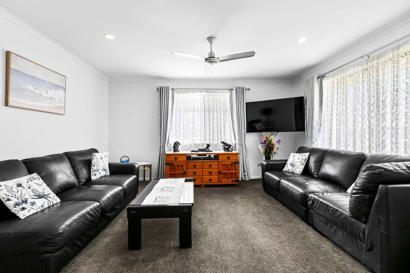 Photo - 83 Endeavour Way, Eli Waters QLD 4655 - Image 9