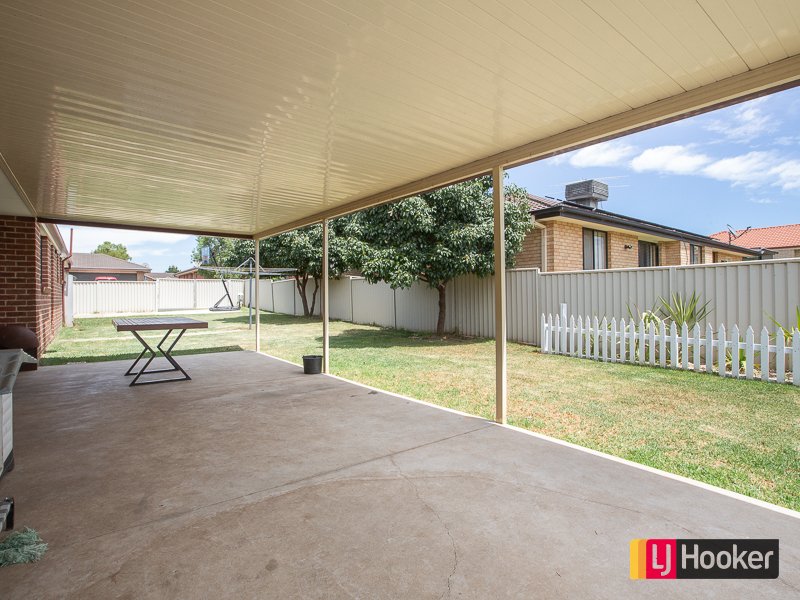 Photo - 83 Evans Street, Westdale NSW 2340 - Image 13