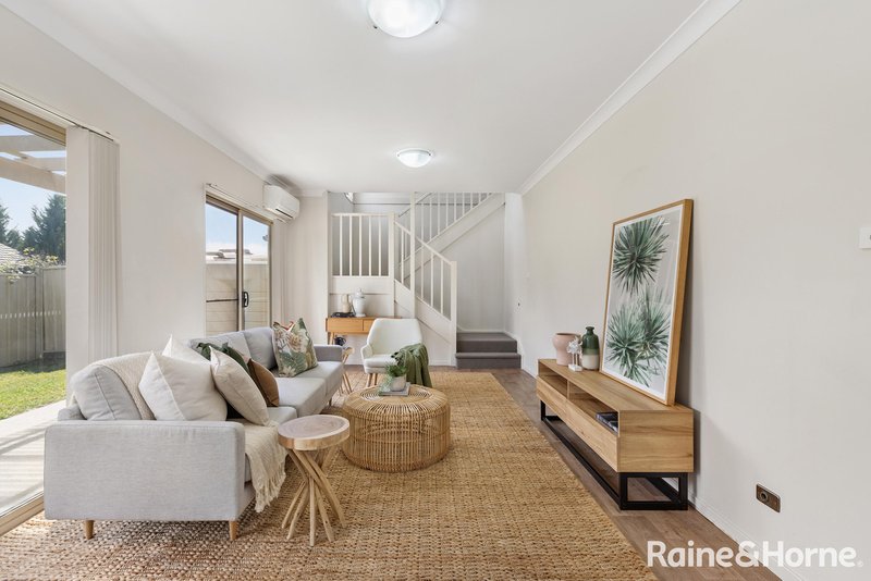 Photo - 8/3 Gahnia Place, Hamlyn Terrace NSW 2259 - Image 2