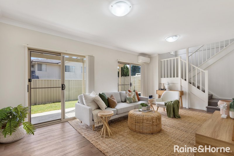 Photo - 8/3 Gahnia Place, Hamlyn Terrace NSW 2259 - Image 3