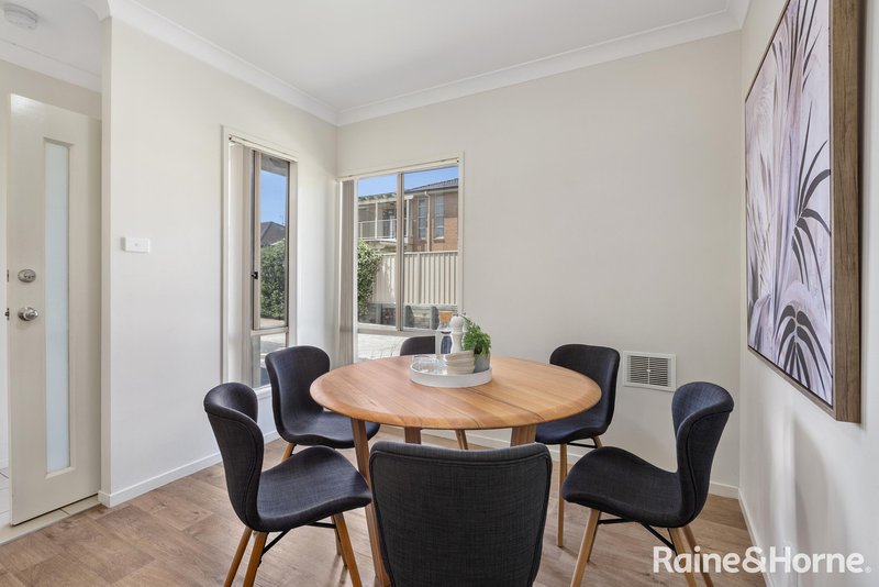 Photo - 8/3 Gahnia Place, Hamlyn Terrace NSW 2259 - Image 7