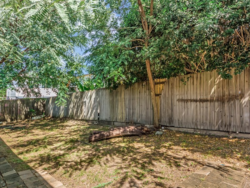 Photo - 83 Glen Kedron Lane, Kedron QLD 4031 - Image 12