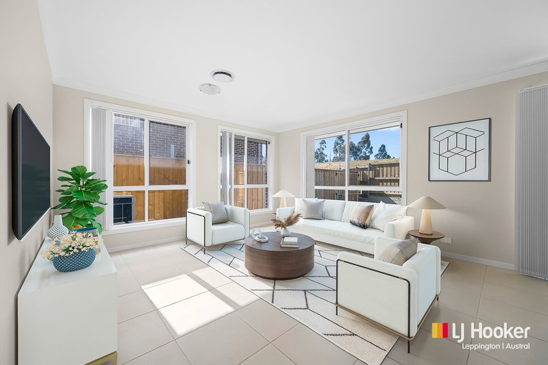 Photo - 83 Ingleburn Gardens Drive, Bardia NSW 2565 - Image 2