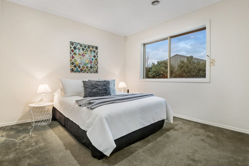 Photo - 83 Inglewood Drive, Burnside Heights VIC 3023 - Image 21