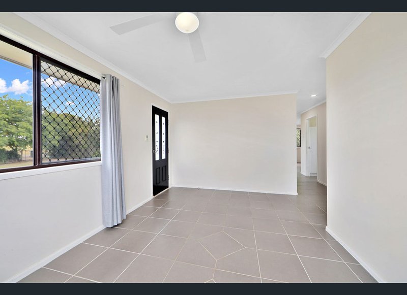 Photo - 83 Kinch Street, Burnett Heads QLD 4670 - Image 7