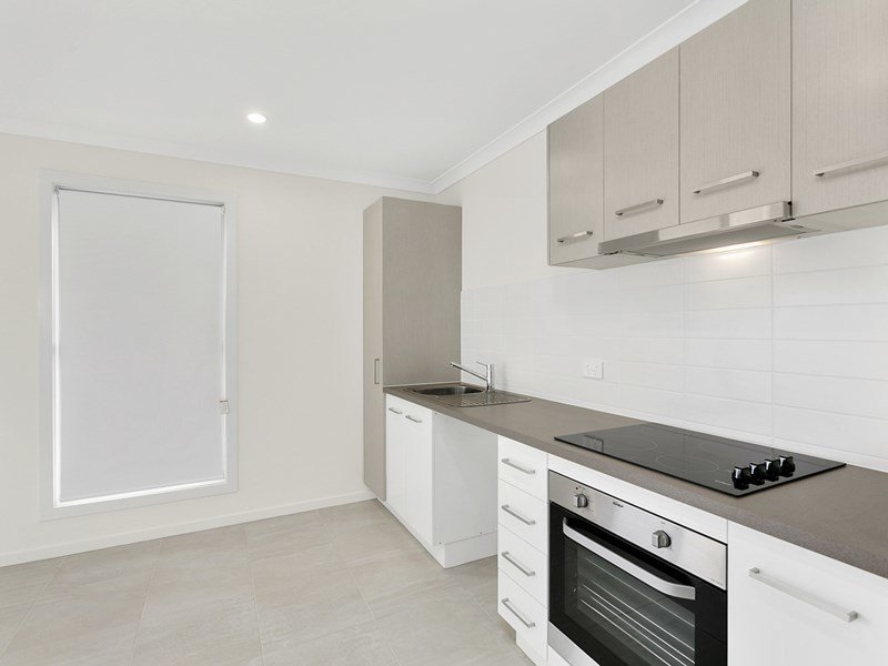 Photo - 83 Lamington Drive, Redbank Plains QLD 4301 - Image 15