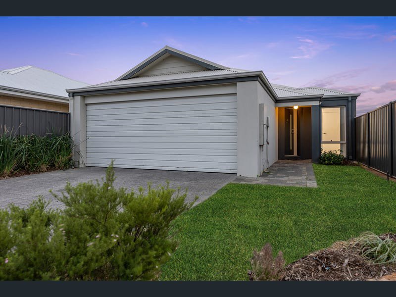 Photo - 83 Leschenault Loop, Banksia Grove WA 6031 - Image 5