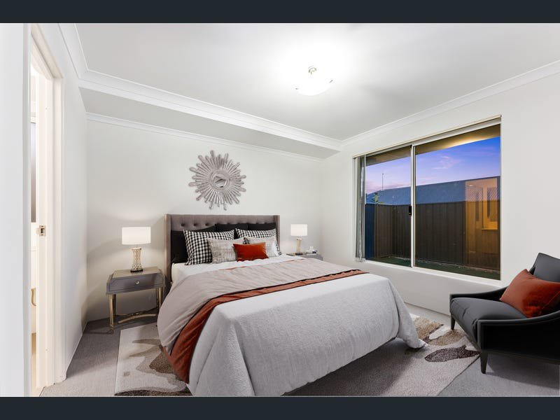 Photo - 83 Leschenault Loop, Banksia Grove WA 6031 - Image 7