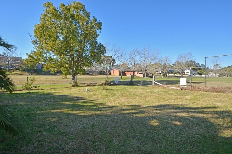 Photo - 83 Lord Street, Dungog NSW 2420 - Image 10