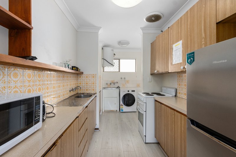 Photo - 8/3 Lyall Street, South Perth WA 6151 - Image 8