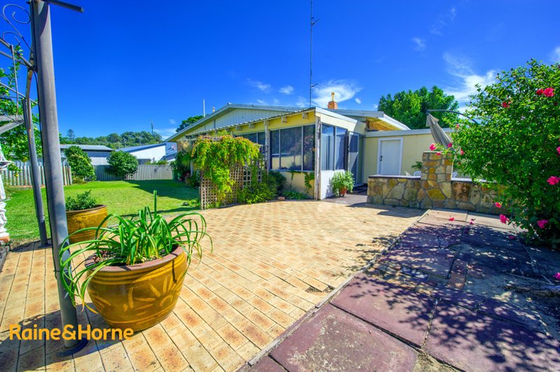 Photo - 83 Mangles Street, South Bunbury WA 6230 - Image 16