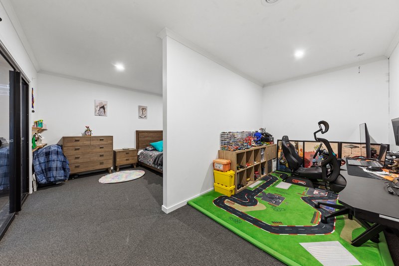 Photo - 83 Melissa Way, Pakenham VIC 3810 - Image 15