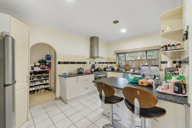 Photo - 83 Millawa Avenue, St Albans VIC 3021 - Image 3