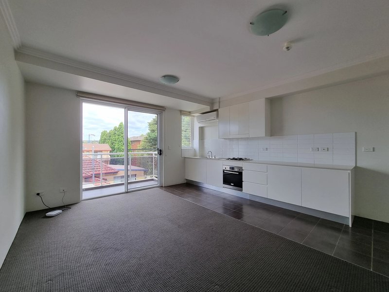Photo - 8/3 Mona Street, Allawah NSW 2218 - Image 3