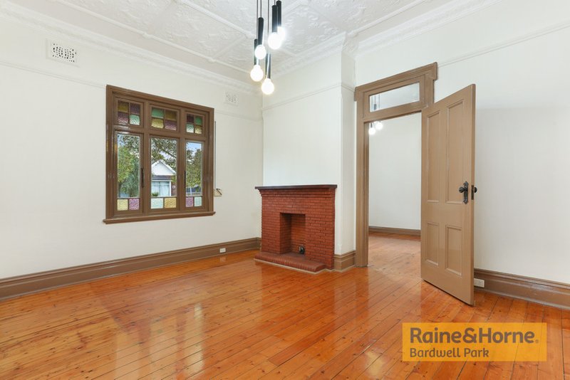 Photo - 83 Morgan Street, Petersham NSW 2049 - Image 4