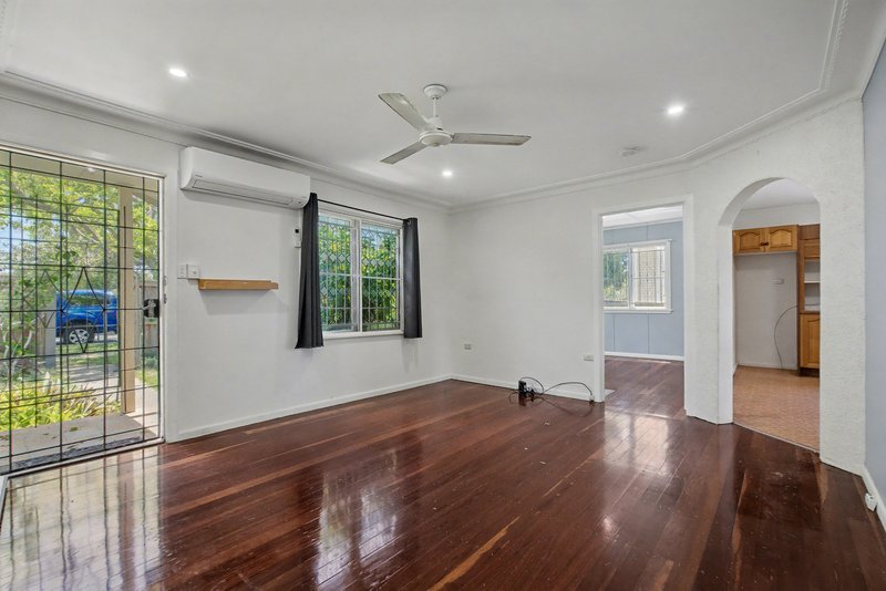 Photo - 83 North Road, Brighton QLD 4017 - Image 3