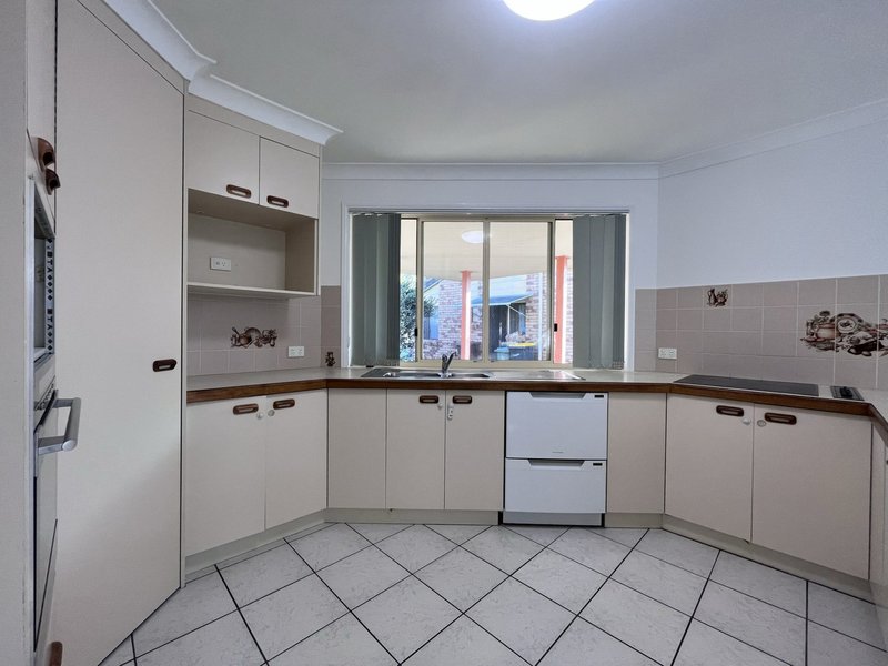 Photo - 83 Oleander Drive, Bongaree QLD 4507 - Image 3