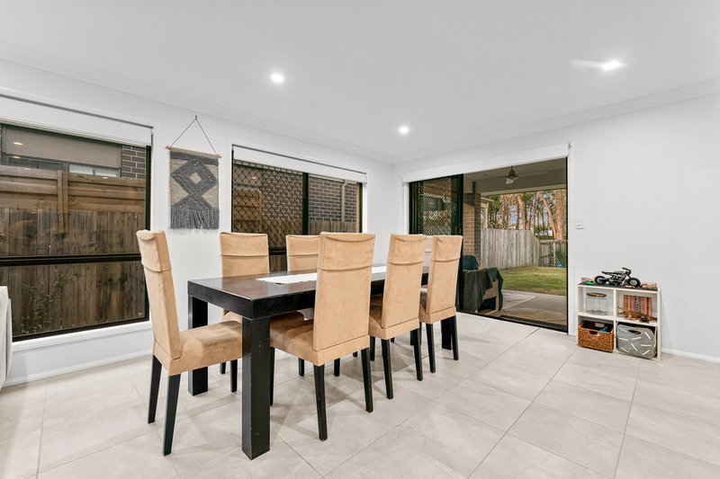 Photo - 83 Ponting Circuit, Pallara QLD 4110 - Image 8