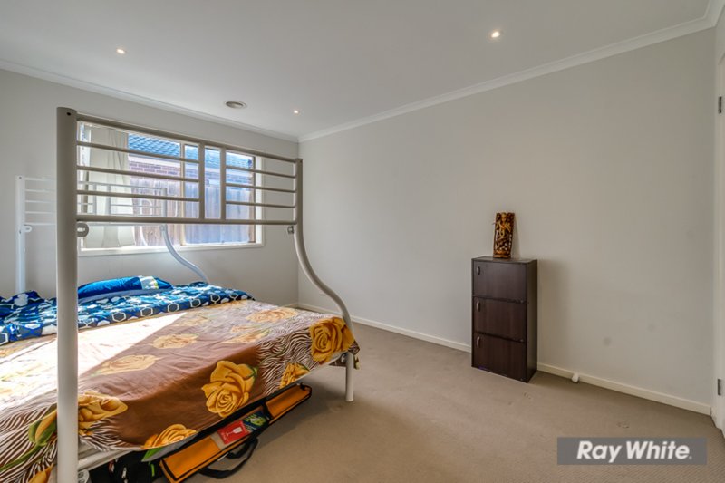 Photo - 83 Rose Grange Boulevard, Tarneit VIC 3029 - Image 6