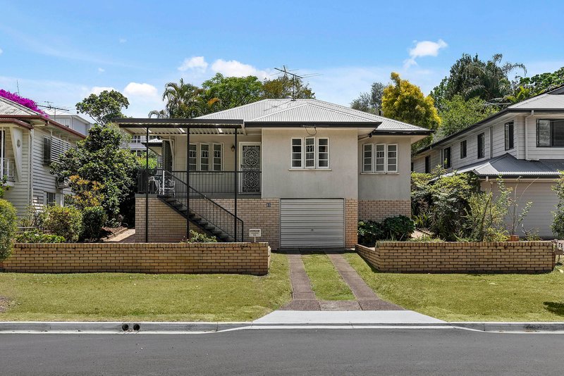 83 Royal Parade, Ashgrove QLD 4060