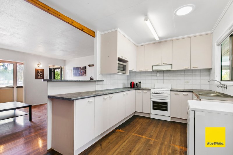 Photo - 83 Sallows Street, Alexandra Hills QLD 4161 - Image 4