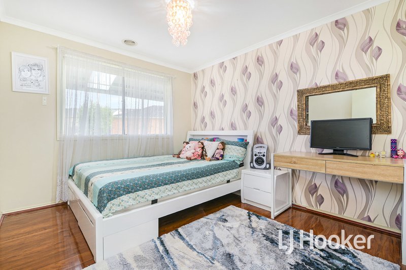 Photo - 83 Sandalwood Drive, Pakenham VIC 3810 - Image 10