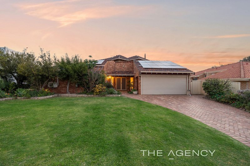 Photo - 83 Seacrest Drive, Sorrento WA 6020 - Image 2
