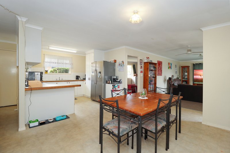 Photo - 83 Snapper Street, Kawungan QLD 4655 - Image 3